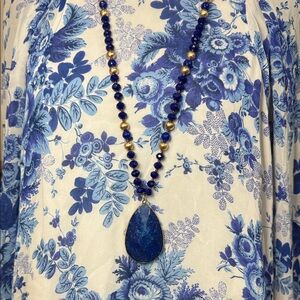 Elegant Blue and Gold‎ Necklace